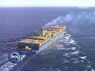 서비스 최대 적자