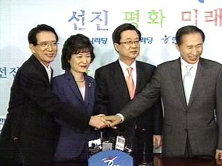 한나라당 강재섭 대표 서로 "양보해라"