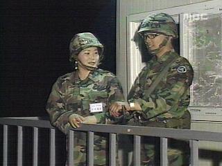 부모의 병영 체험 엄마와 보초를