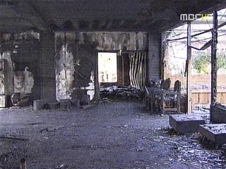 승용차 후진하다 바다 추락1명 사망