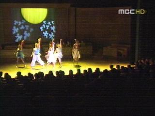 관객과 교감하는 이색무대