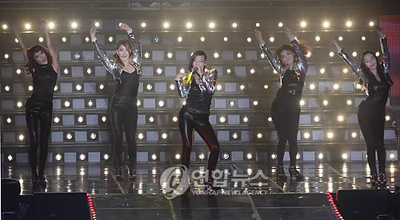 원더걸스 5인5색 무대에 8천팬 환호