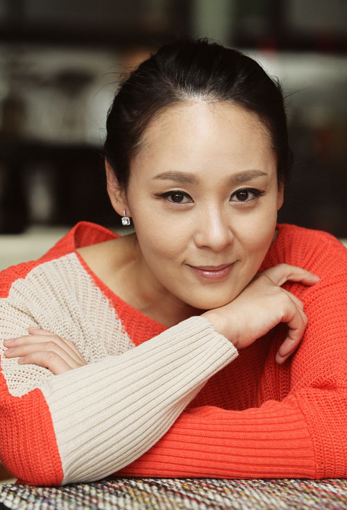 전미선 "인간적인 무녀 그리고 싶었어요"