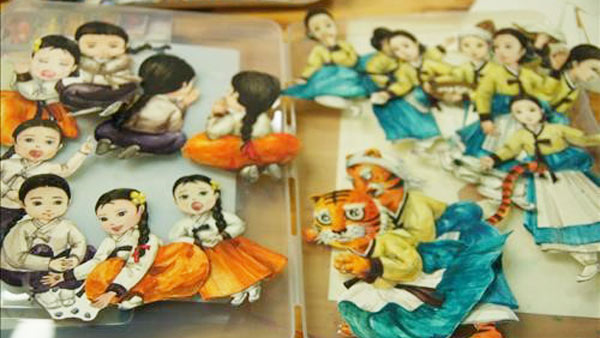 아역배우 출신 이재은 종이인형극 제작 참여