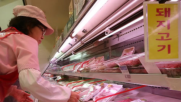 "돼지고기 도매가 고공행진 8월 들어 안정"