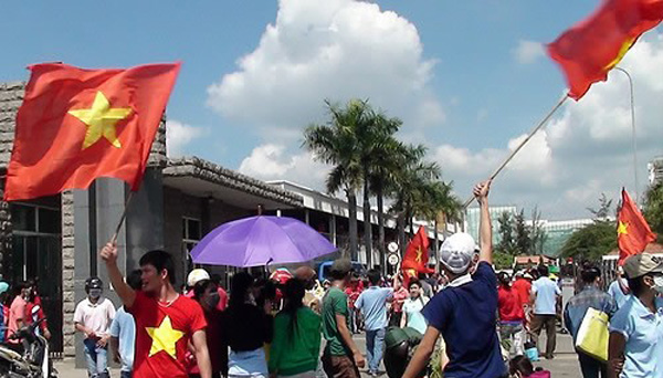 중국 "베트남서 4천명 추가귀국"철수 가속화