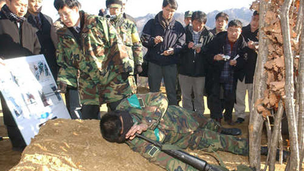 군 의문사 허원근 일병 여전히 의문사로 남아
