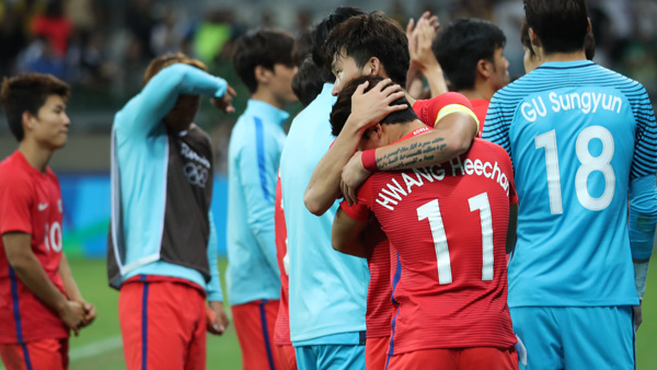 주장 장현수 "동생들에게 도움 주고 싶었는데"