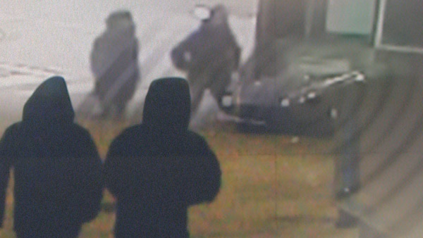 부산서 지적장애인 이용해 상가 상습 절도 3명 검거