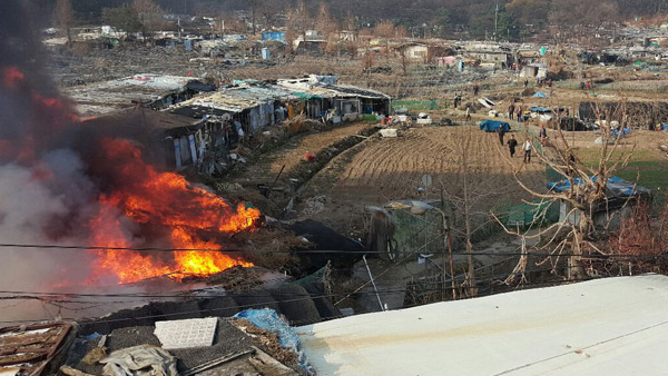 구룡마을 화재 일대 전소70대 노인 실수로 발생