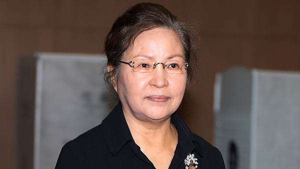 고 노무현 전 대통령 부인 권양숙 여사 투표
