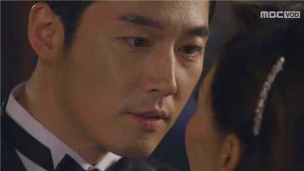 돈꽃 이미숙에게 정체 드러낸 장혁 충격 엔딩 206로 자체 최고 시청률 기록