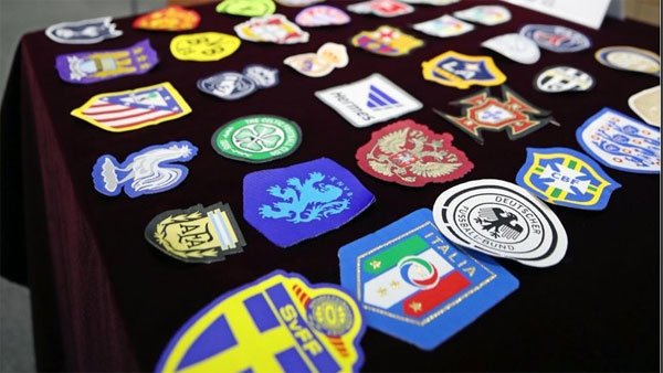 월드컵특수 노린 가짜 맨유 유니폼 수입업자 적발