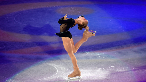 "차세대 피겨퀸은 나"러시아 13세 4회전 요정 트루소바