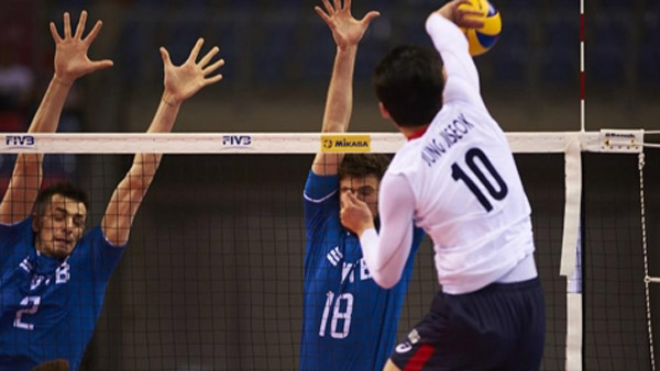 남자배구 대표팀 네이션스리그서 러시아에 완패