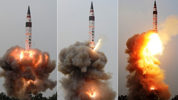 인도 중거리탄도미사일 아그니2 발사시험 성공