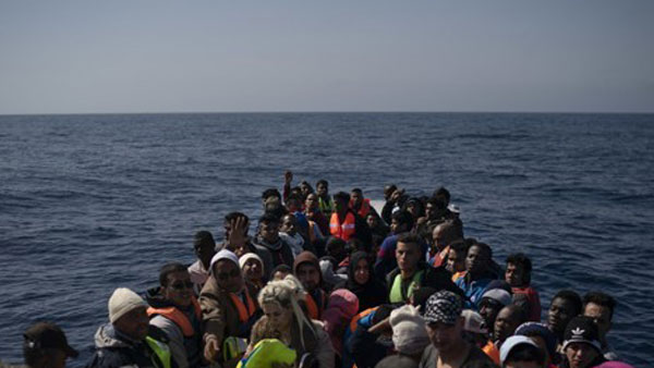 유엔난민기구 "지중해 난민 사망률 급증"