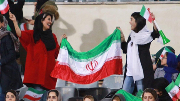 이란서 여성에 축구 직접관람 37년 만에 첫 허용
