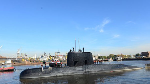 1년 전 44명 태우고 실종된 아르헨 잠수함 900m 해저서 발견