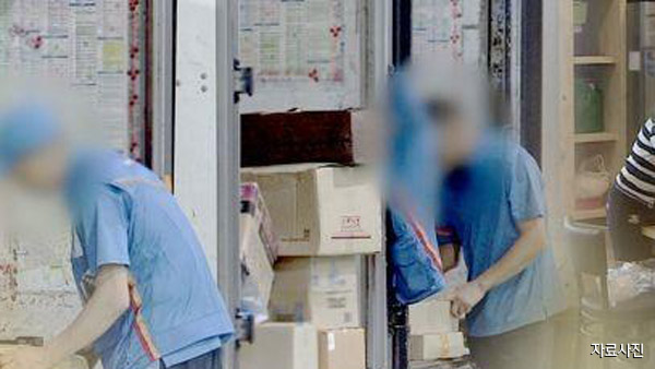 육체노동 정년연장에 자동차보험료 "12 인상압박"