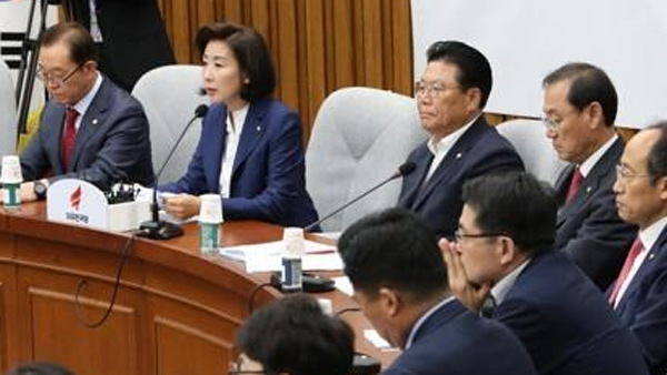 한국당 지도부 오늘 광화문 집회 개인자격 참여 