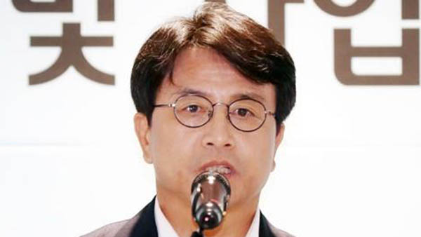 검찰 부하직원 강제추행 혐의 이재현 인천 서구청장 불기소