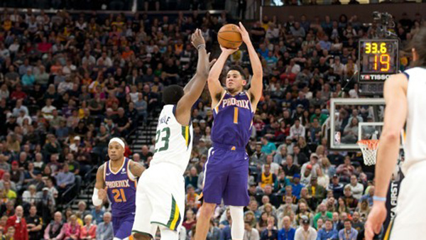 NBA 부커 시즌 최고 59점 활약에도피닉스 유타에 져 4연패