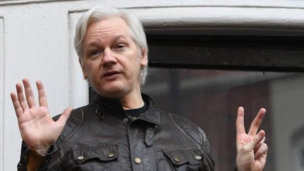 "위키리크스 창립자 어산지 영국 경찰에 체포"