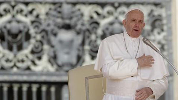 교황 "모든 성직자 성학대 인지시 즉시 교회에 알려야"