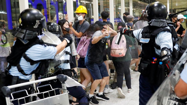 홍콩 범죄인 인도 법안 반대 시위로 748명 체포돼