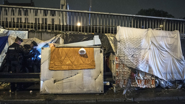 프랑스 난민 신청자 독일 제치고 유럽 1위