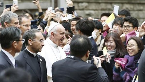  프란치스코 교황 "약자 보호하는 사람 돼 달라" 대학생들에 강론