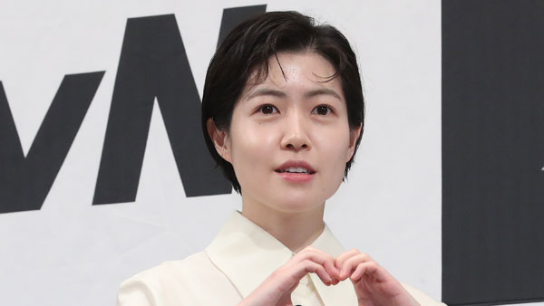 배우 심은경, 일본 영화제에서 4관왕