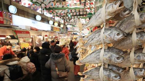 "전통시장서 차례상 준비하면 대형마트보다 20% 저렴"