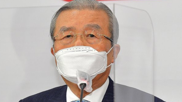 김종인 "이명박·박근혜 관련 대국민 사과"…"文, 3권분립 무너뜨려"