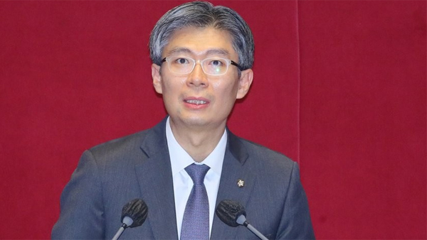 조정훈, '기본소득 제정법' 발의…"전 국민 월 30만원"