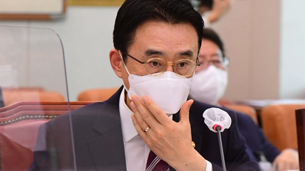 법무부 국감서도 법제처장 공방…"탈세 의혹" vs "청문회 아냐"