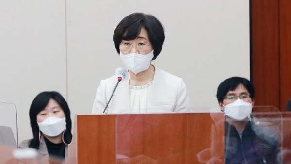 정영애 "박원순·오거돈 권력형 성범죄…서울시 장례도 부적절"