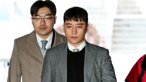 법원 성매매 알선 혐의 가수 승리 구속 영장 재기각