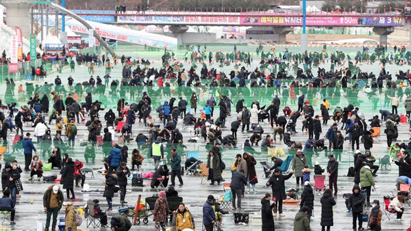 화천산천어축제 얼음낚시 하루 휴장