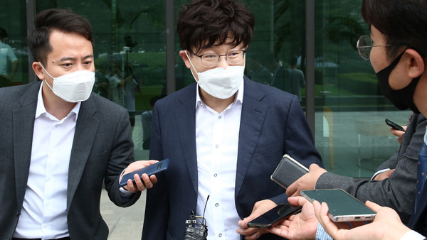 이철 측 변호사 "'검언유착' 몸통은 한동훈, 기자는 대리인"