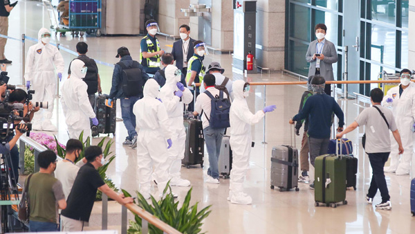 어제 귀국한 이라크 건설근로자 35명 추가 확진…누적 71명