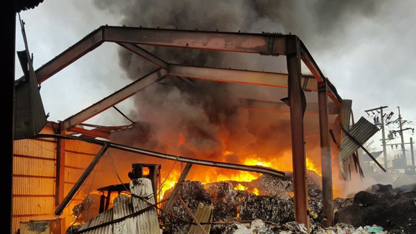 평택 폐기물 재활용시설서 불…외국인 근로자 2명 사망