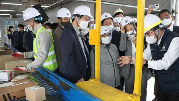 CJ대한통운 곤지암허브터미널 택배노동자 숨져…"대책 마련 시급"