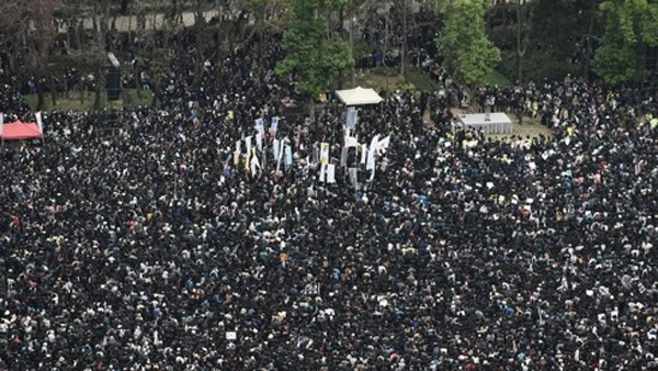 홍콩 시위 장기화에 화장품·보석·명품 매장 줄줄이 폐업
