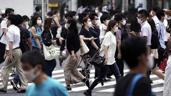 일본 코로나 신규 확진 800명대 육박…누적 3만명 넘어서
