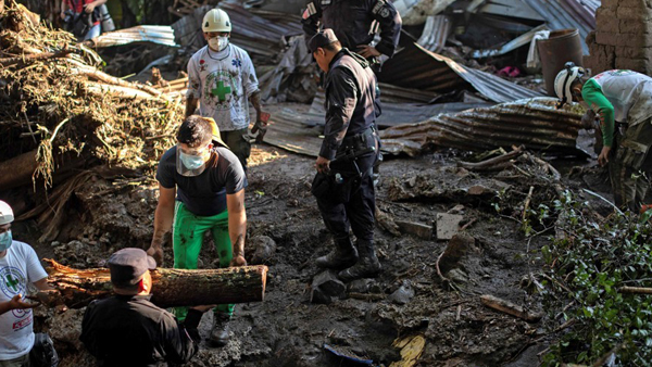 엘살바도르서 한밤 폭우로 산사태…8명 사망·40명 실종