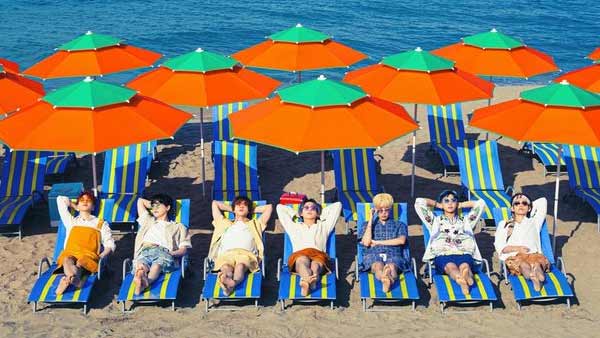 BTS, 미국 상반기 CD 판매 1위…디지털 음원은 1,2위 독차지