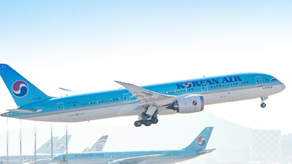 대한항공도 괌 비행기 띄운다…AZ 백신 격리 면제에 일정 앞당겨