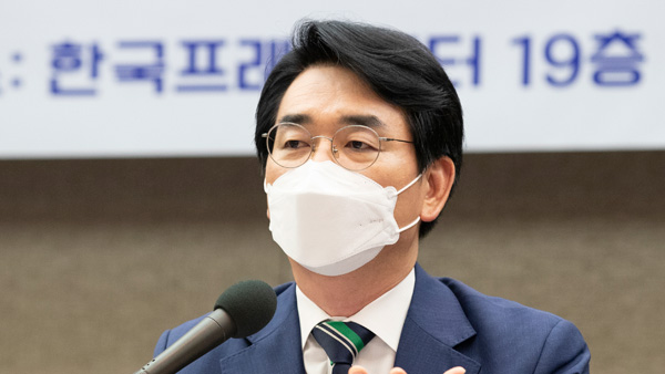박용진 "이재명, 자기방어 위해 사실 왜곡…이러니 불안한 후보"